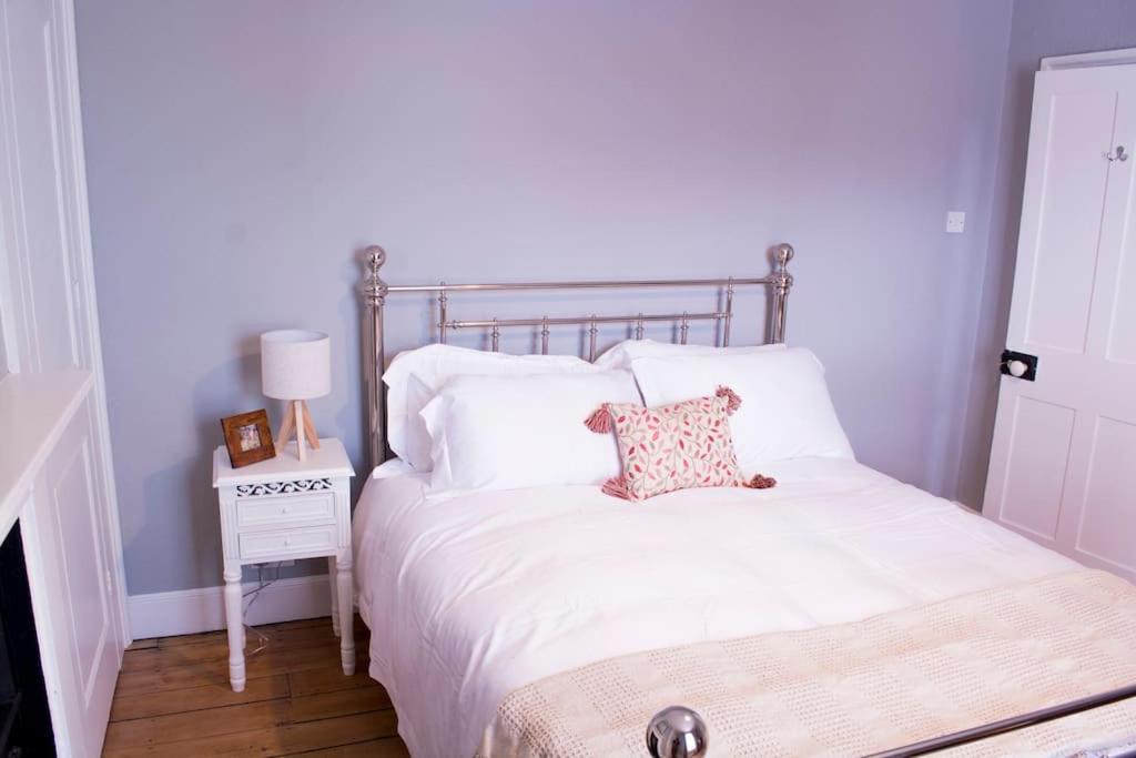 Lovely 3 Bed House In The Heart Of Cheltenham Esterno foto