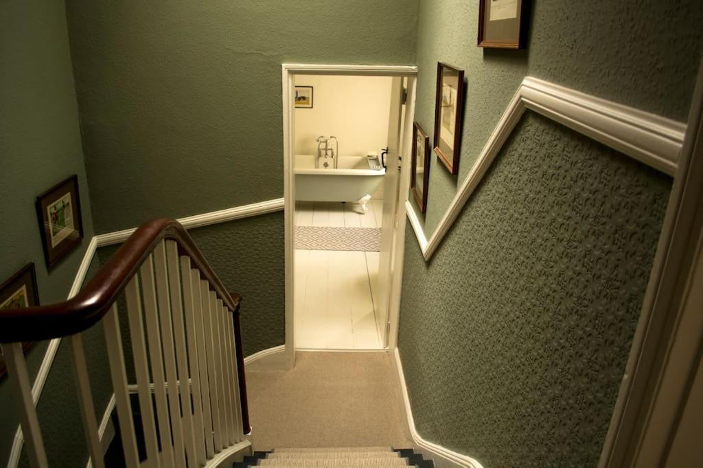 Lovely 3 Bed House In The Heart Of Cheltenham Esterno foto
