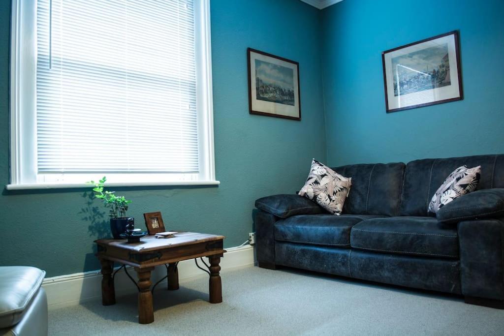 Lovely 3 Bed House In The Heart Of Cheltenham Esterno foto
